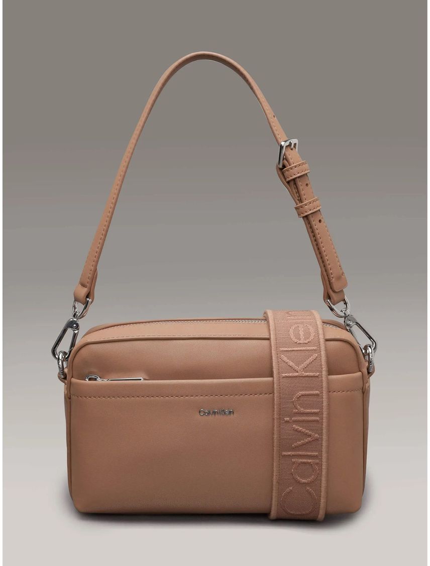 Bolso beige cruzado convertible