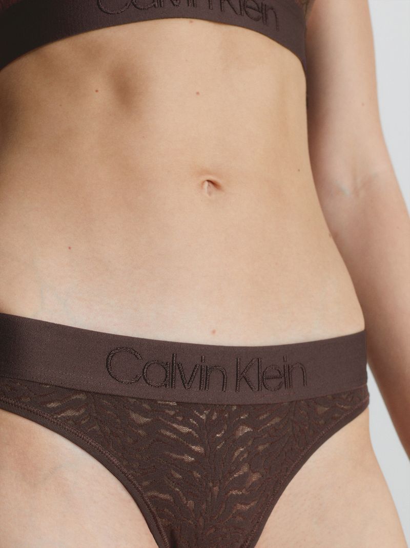 pantie-marron-tipo-tanga-con-encaje-tonal-intrinsic