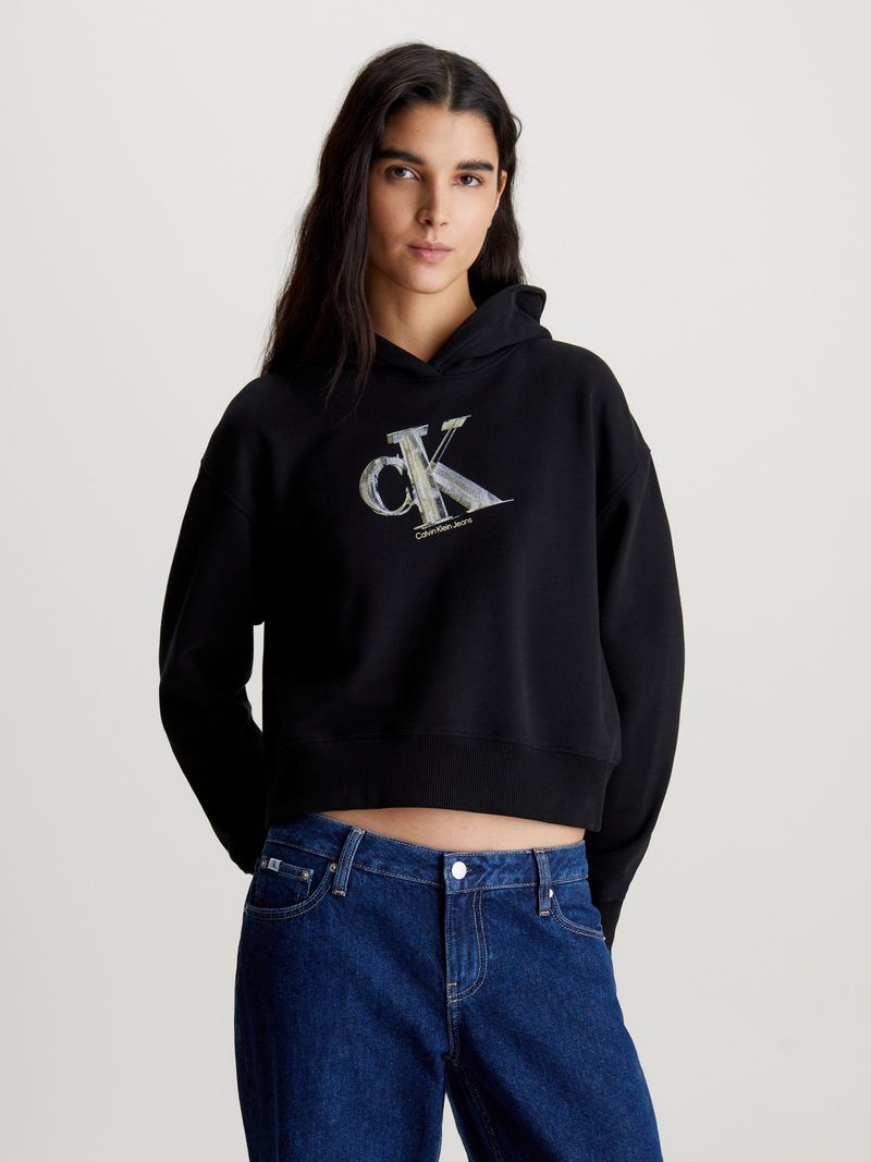 buzo-negro-con-gorro-y-monograma-para-mujer