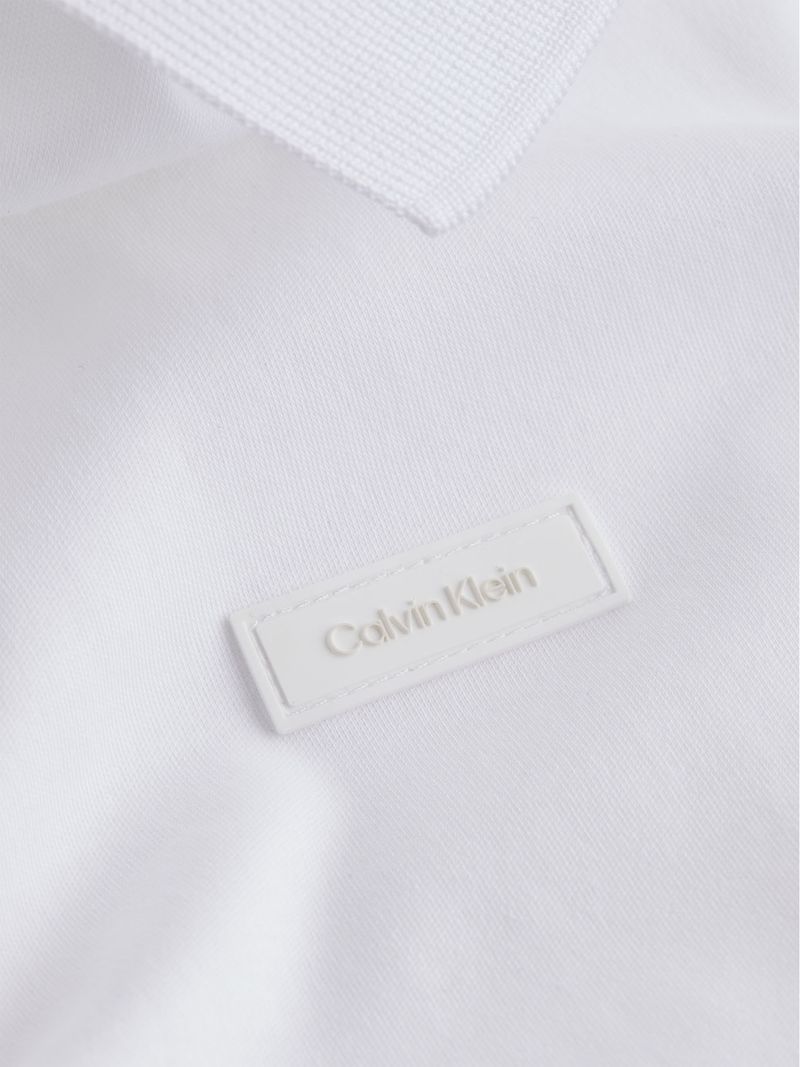 polo-blanco-con-cierre