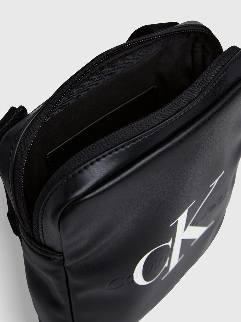bolso-bandelora-soft-con-monograma