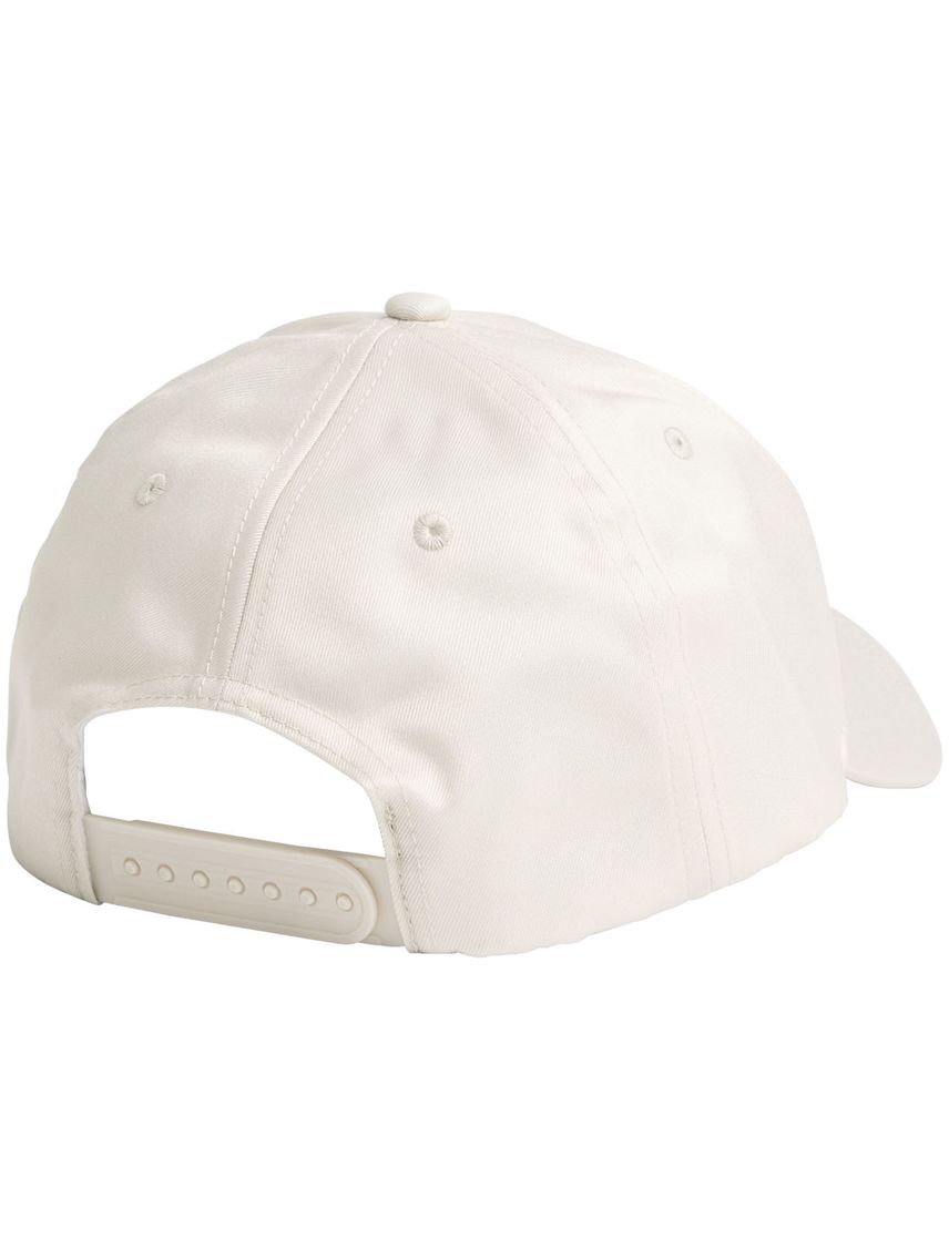 Gorra beige con parche de goma