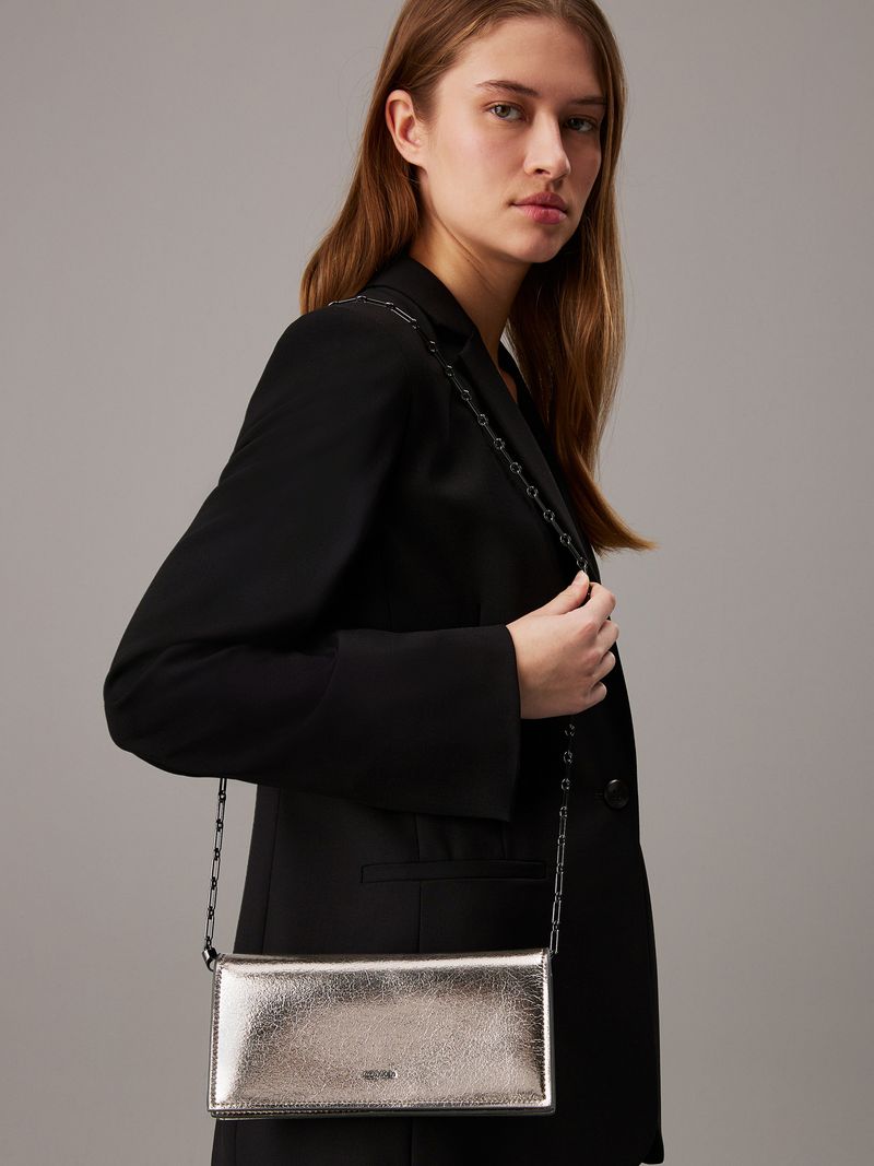mini-gris-bolso-cruzado-metalico