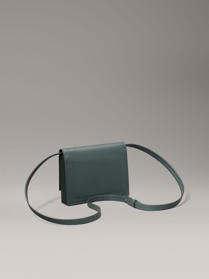 bolso-verde-cruzado-saffiano