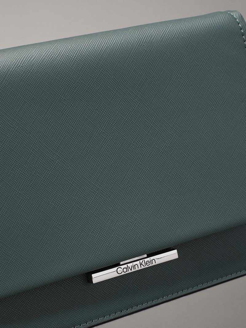 bolso-verde-cruzado-saffiano