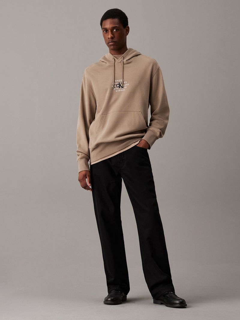 buzo-beige-graphic-stamp-nyc-capota