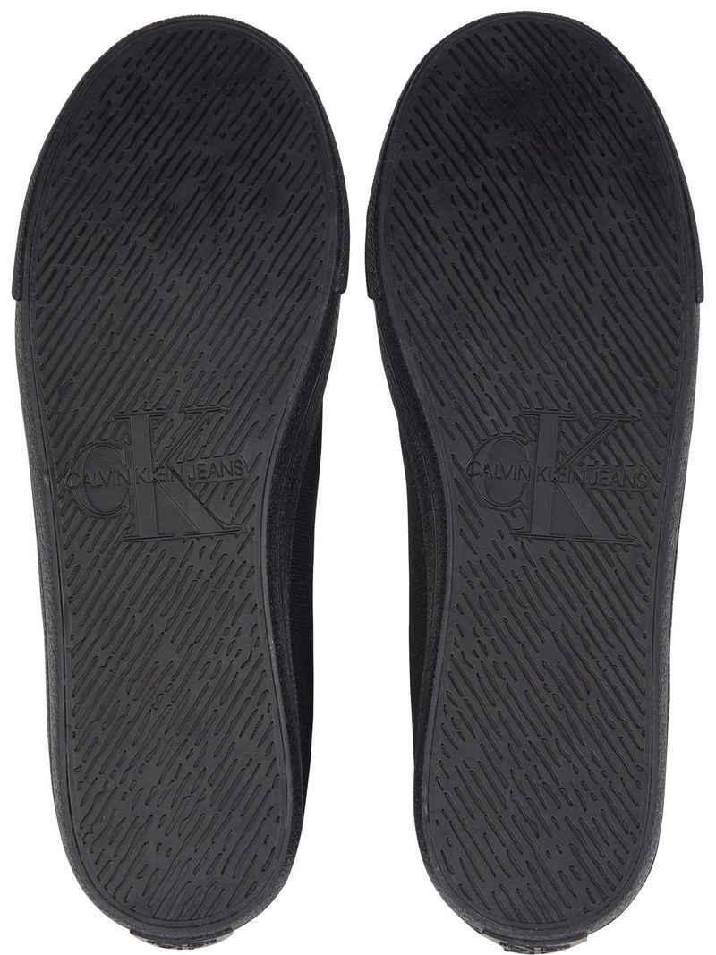 tenis-negro-altos-vulcanizados