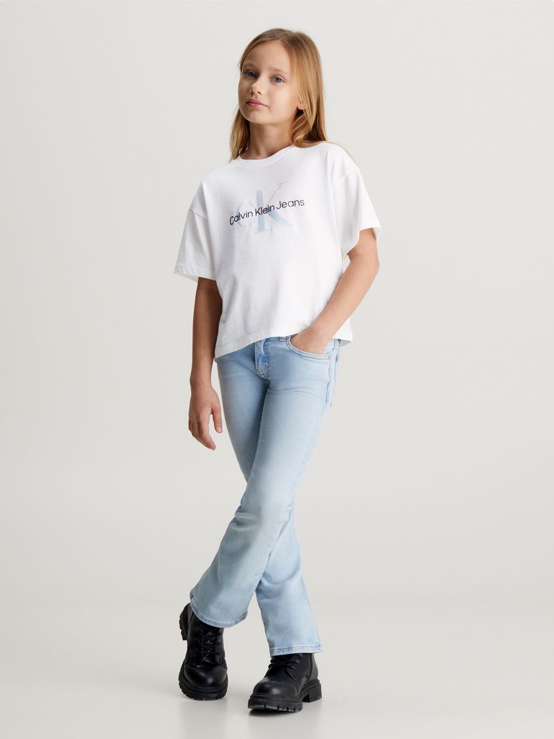 camiseta-blanca-monograma-boxy-para-nina