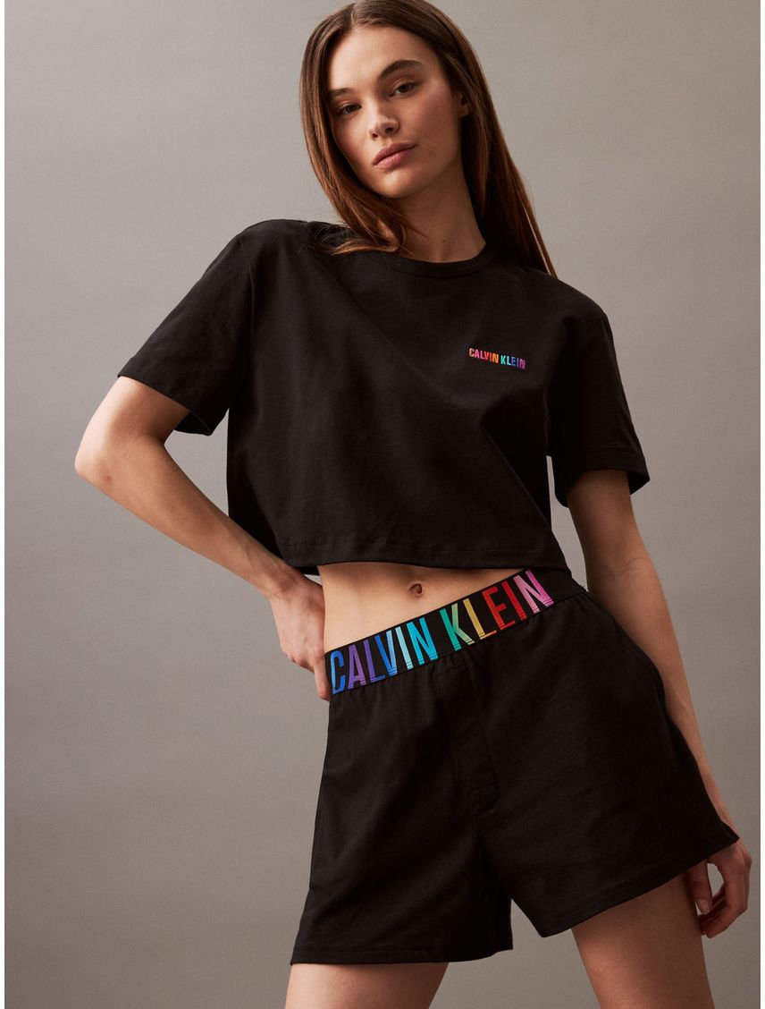 Shorts negro negro de estar en casa - Intense Power Pride