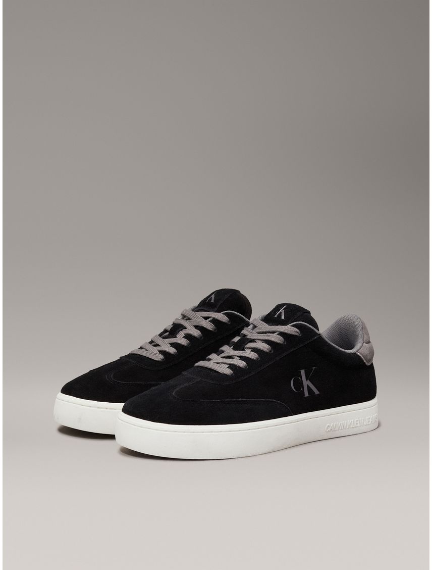 Tenis negro e ante