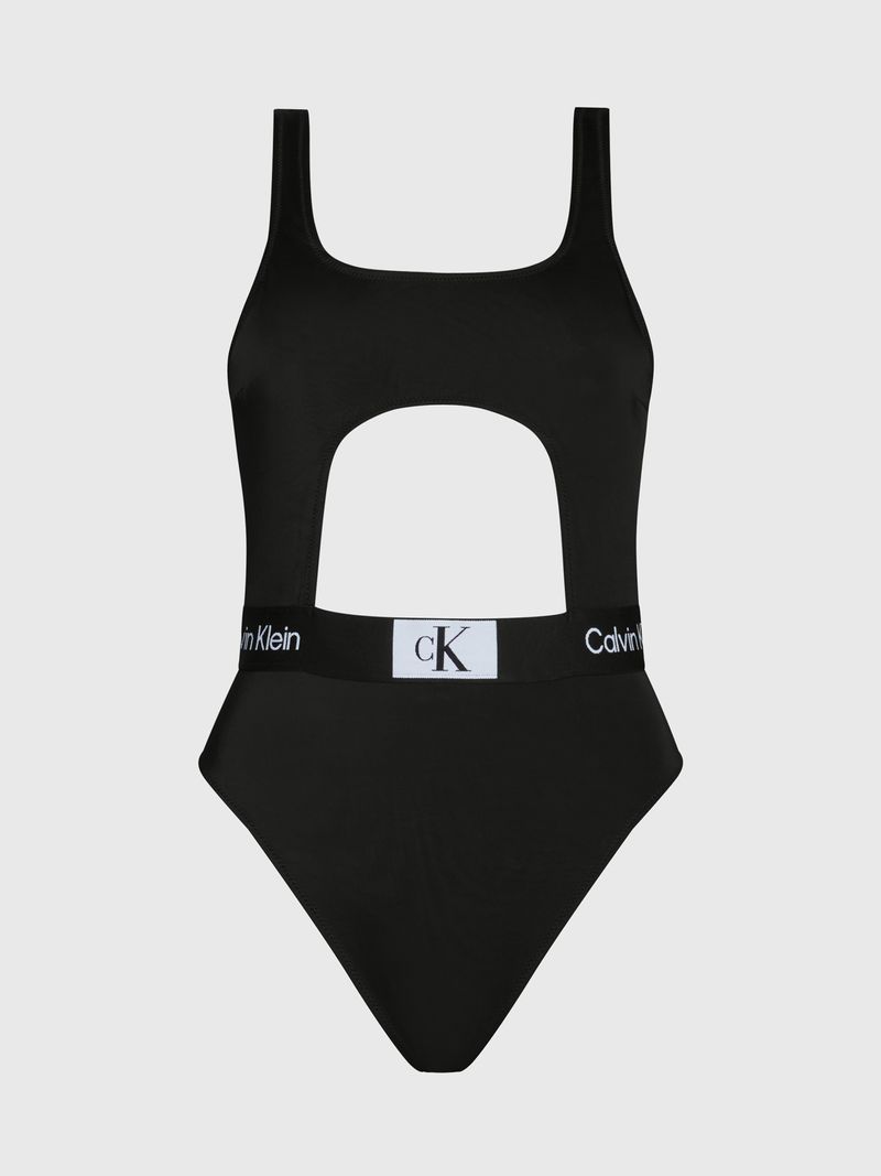 traje-negro-bano-abertura-ck96