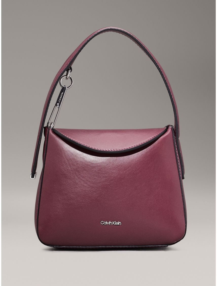 Bolso rojo de mano pequeño