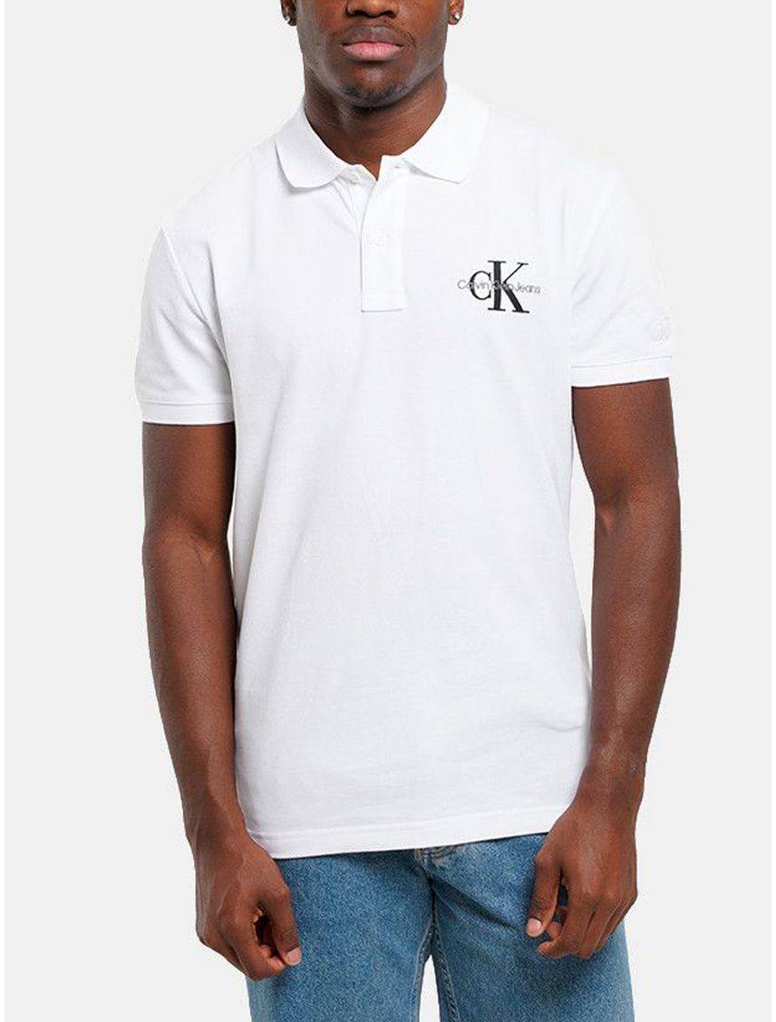 Polo blanco con monograma