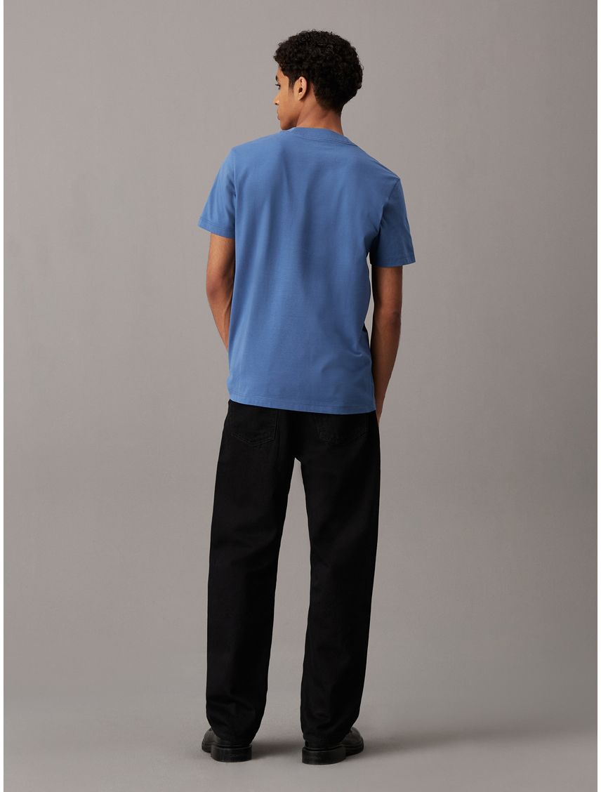 Camiseta azul de punto pesado