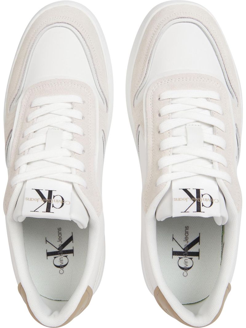 tenis-multicolor-informales-con-detalles-de-gamuza