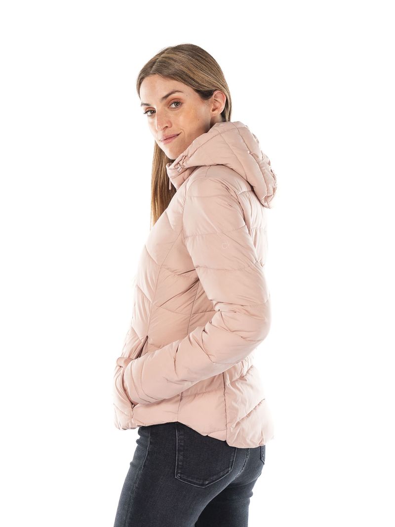 chaqueta-rosa-acolchada-con-gorro-para-mujer