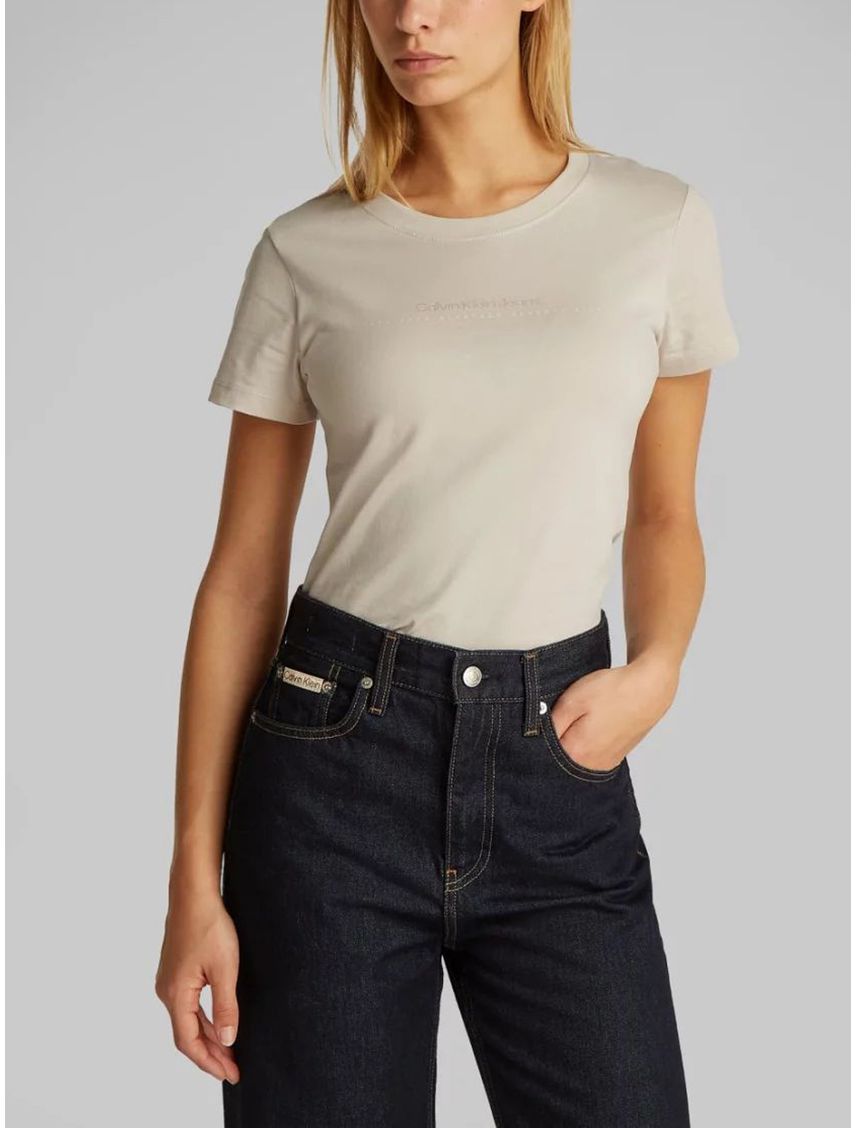 Camiseta blanca slim con logo