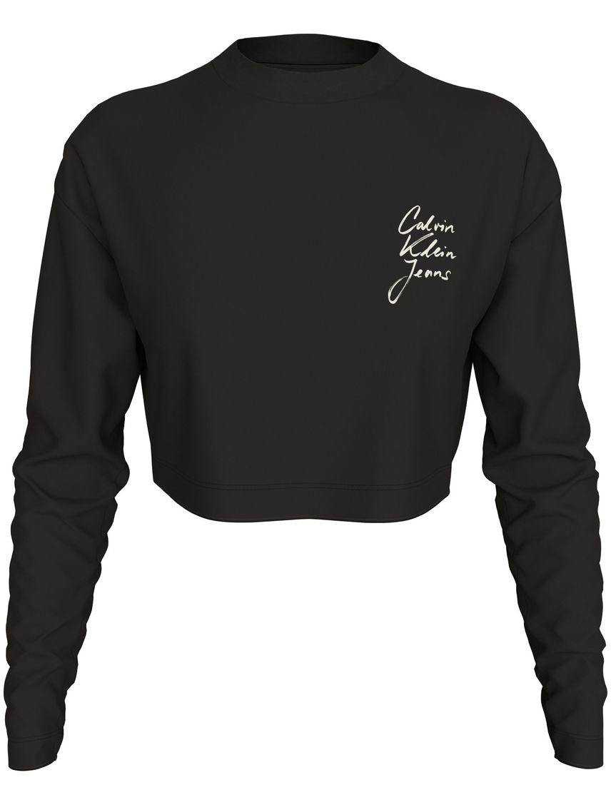 Camiseta negra croppe e manga larga