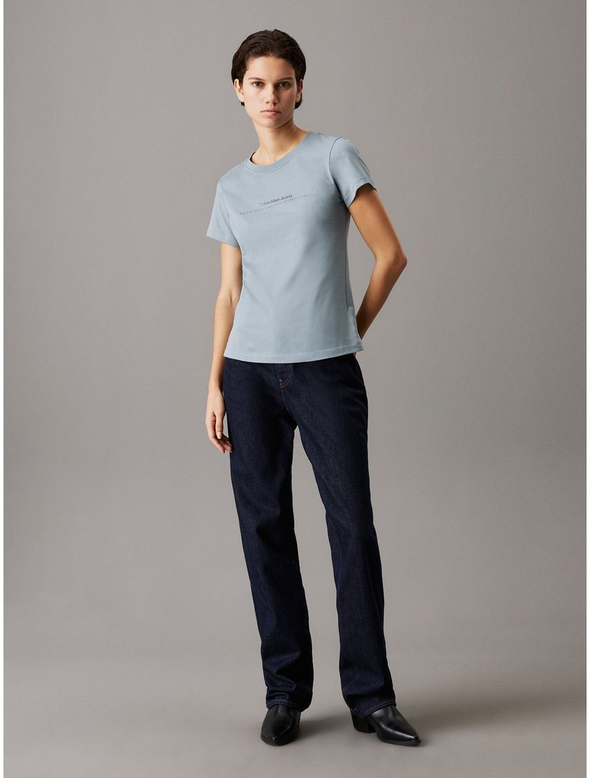 Camiseta azul slim con logo