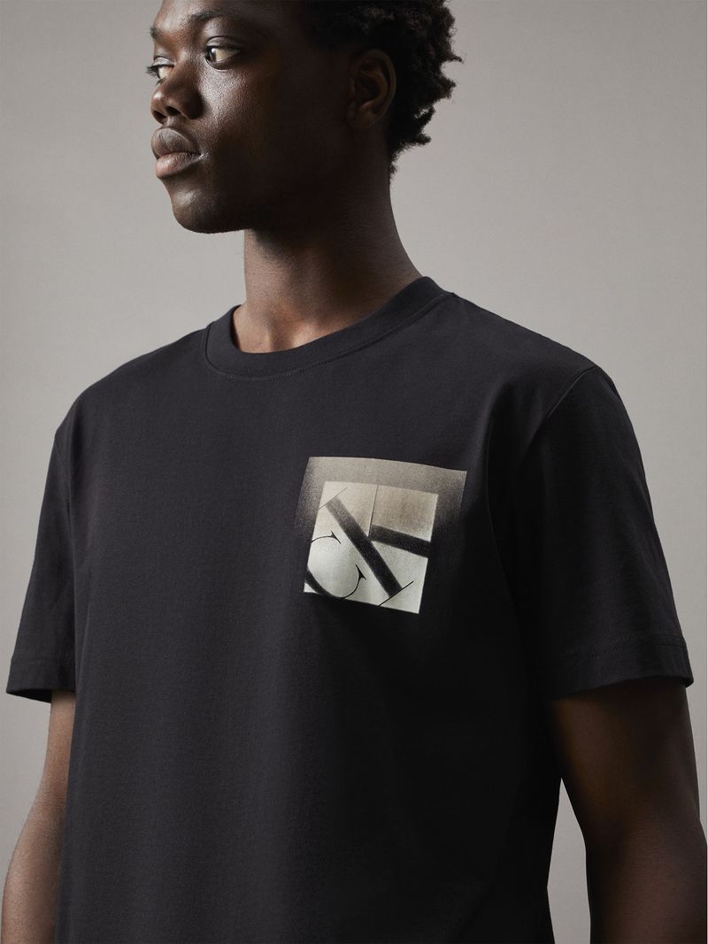 label-3