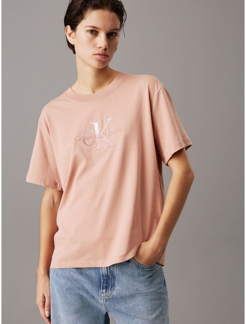 Camiseta beige holgaa con monograma
