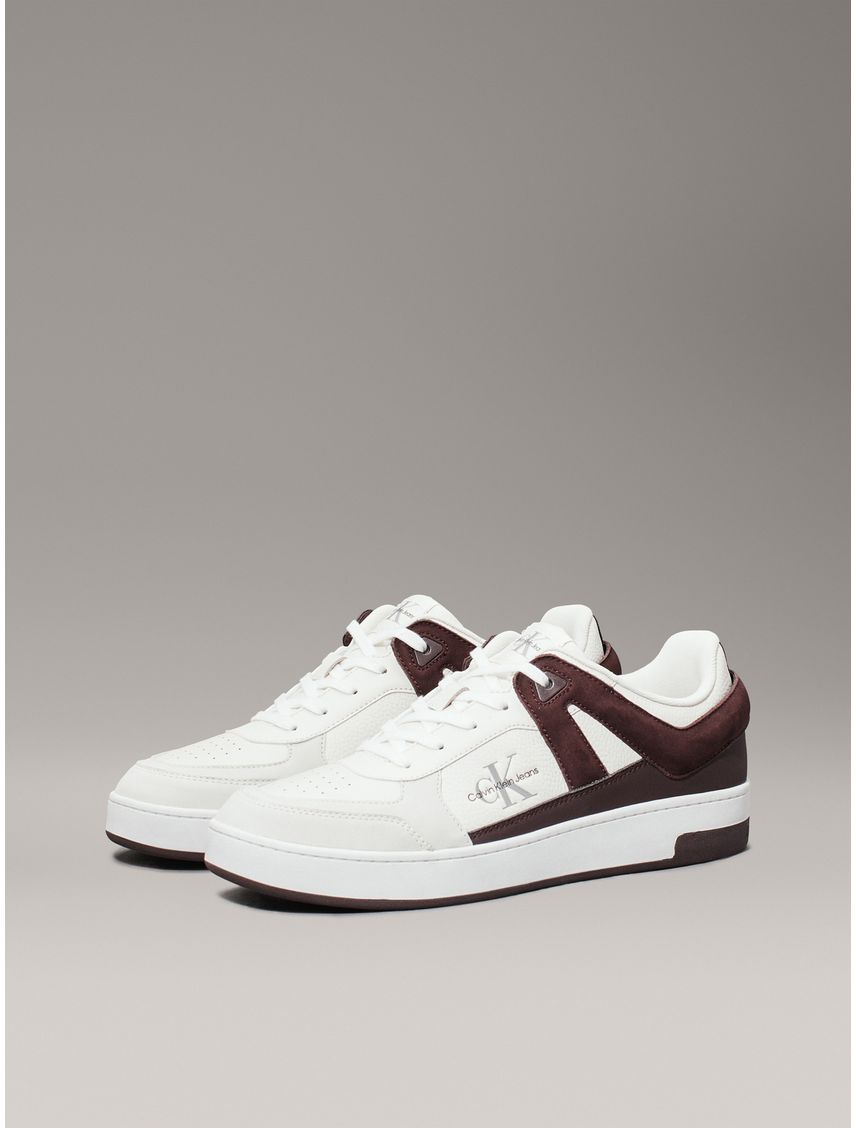 Tenis blanco authenti basket con cordones