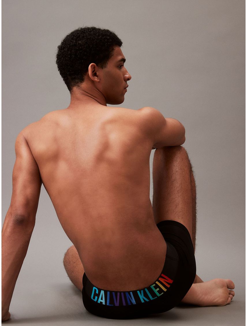 Bóxer negro ajustado Intense Power PRIDE