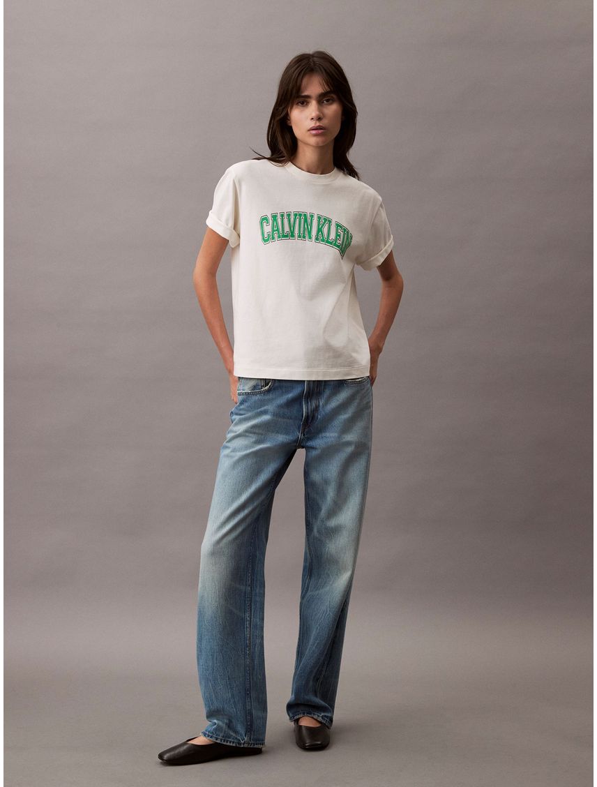 Camiseta boxy con logotipo