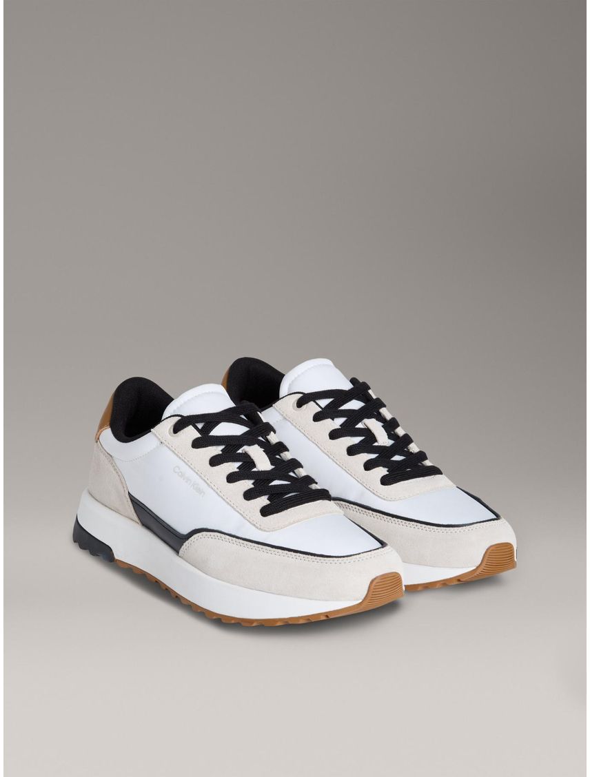 Tenis multicolor con cordones repreve