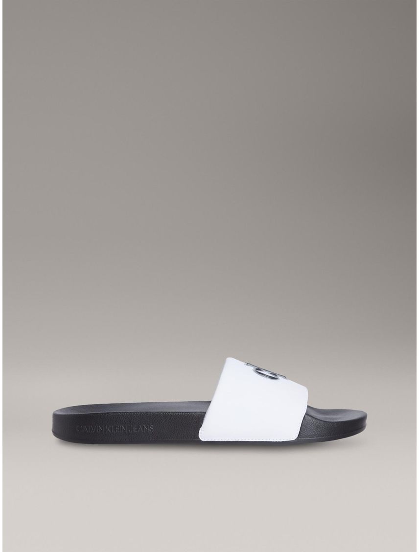 Sandalias multicolor con logo