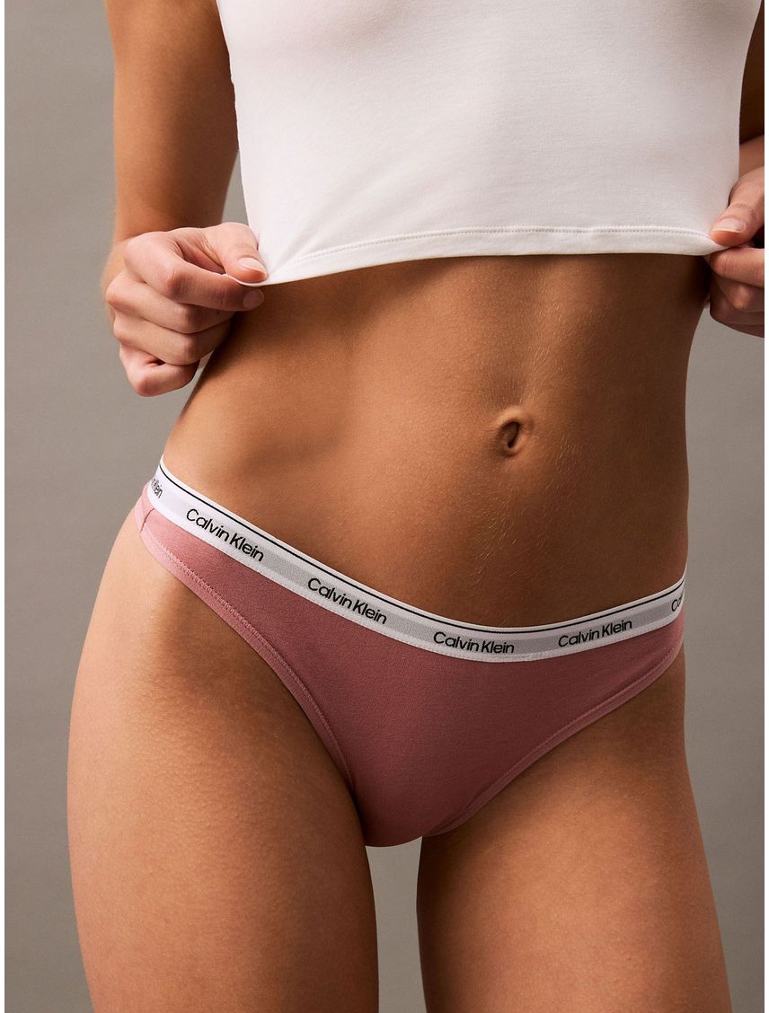 Tanga beige - Modern logo