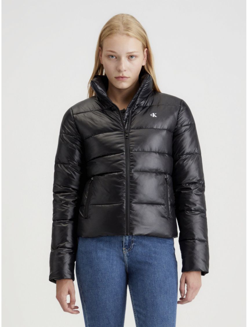 Chaqueta negra acolchada con mini monograma