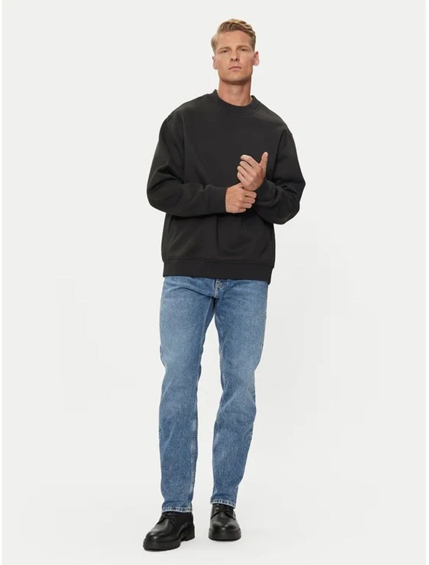 Saco negro con logo tape