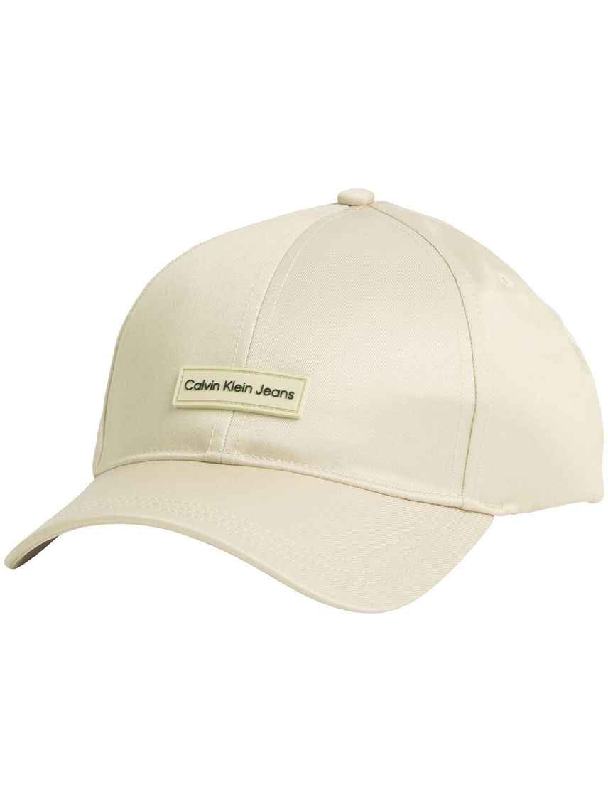 Gorra beige con parche de goma