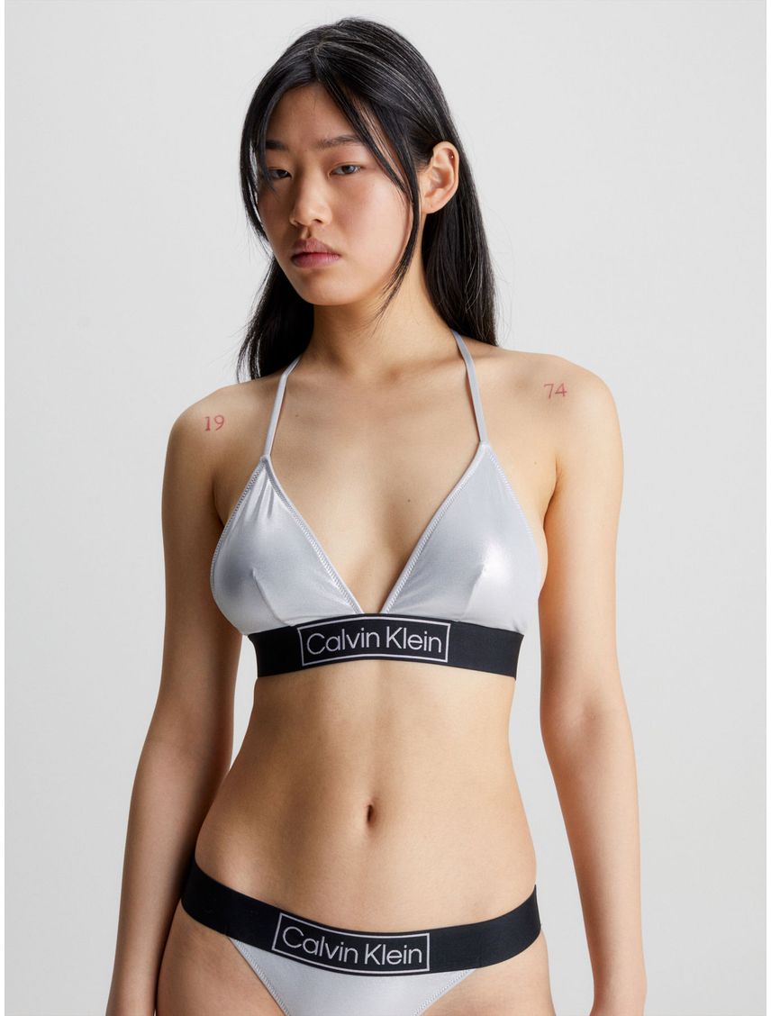 Top Vestido de Baño Gris Satinado En Estilo Triángulo