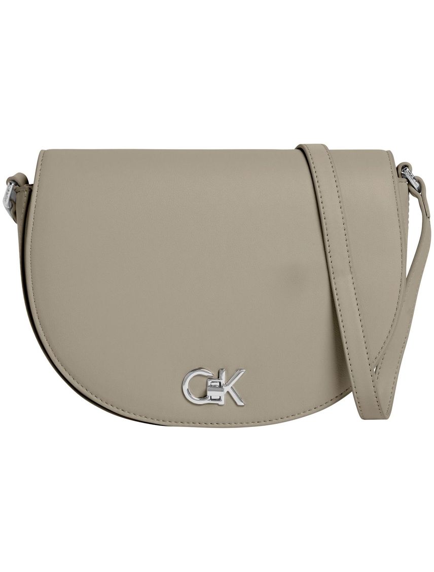 Bolso beige cruzao con broche giratorio