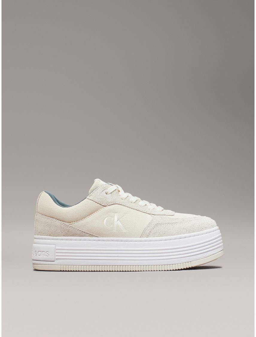 Tenis blanco de ante de plataforma