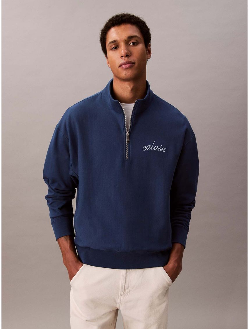 Saco azul con cremallera 1/4 y logo punto cadeneta