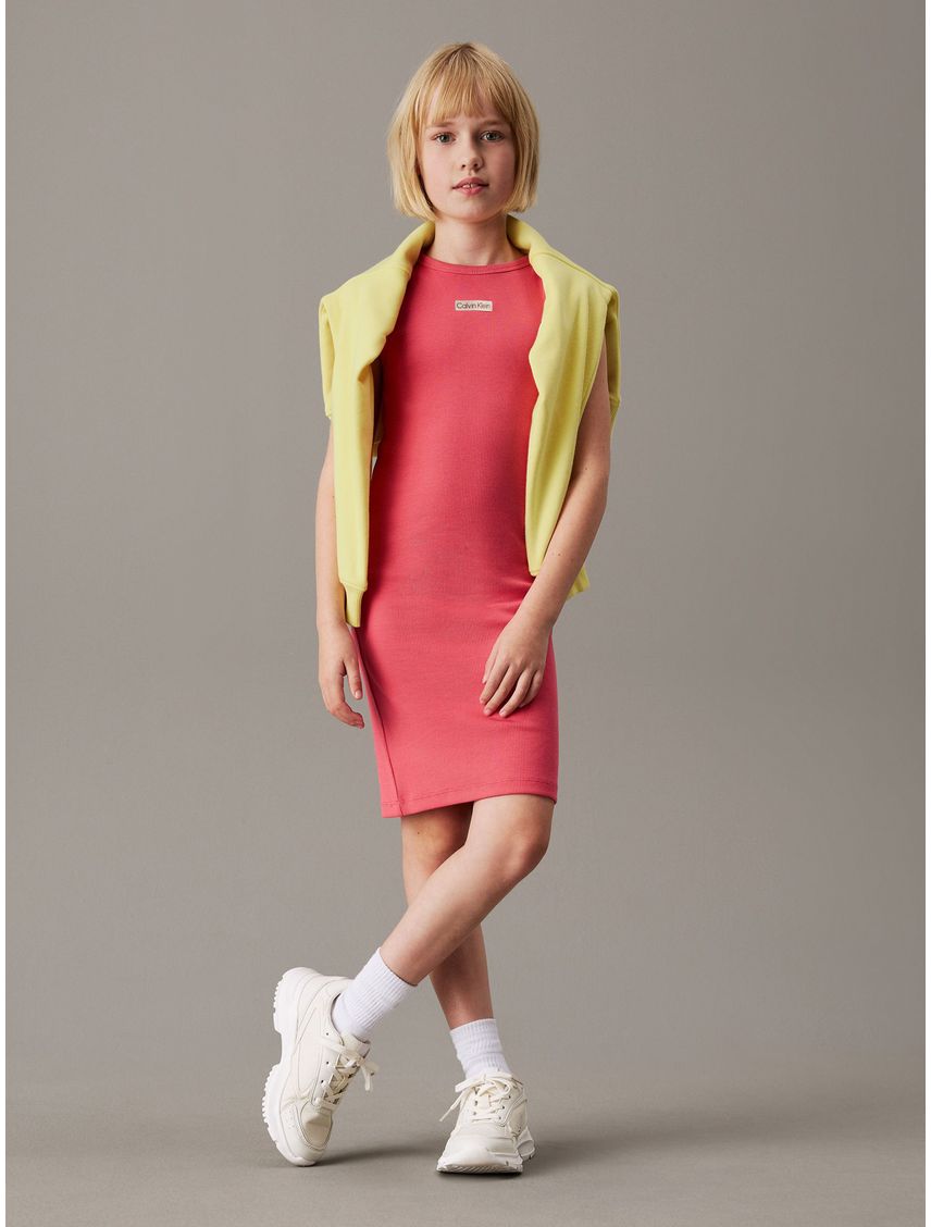 Vestido rojo slim sin mangas de canalé